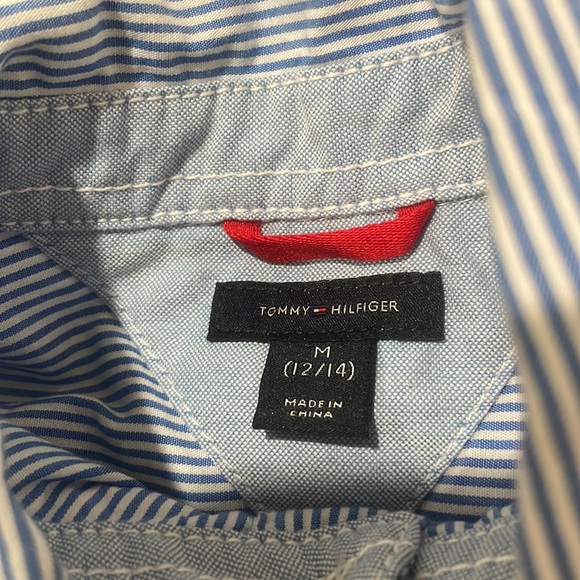 Tommy Hilfiger Button down dress pin stripe shirt size M 12/14 - Picture 2 of 4
